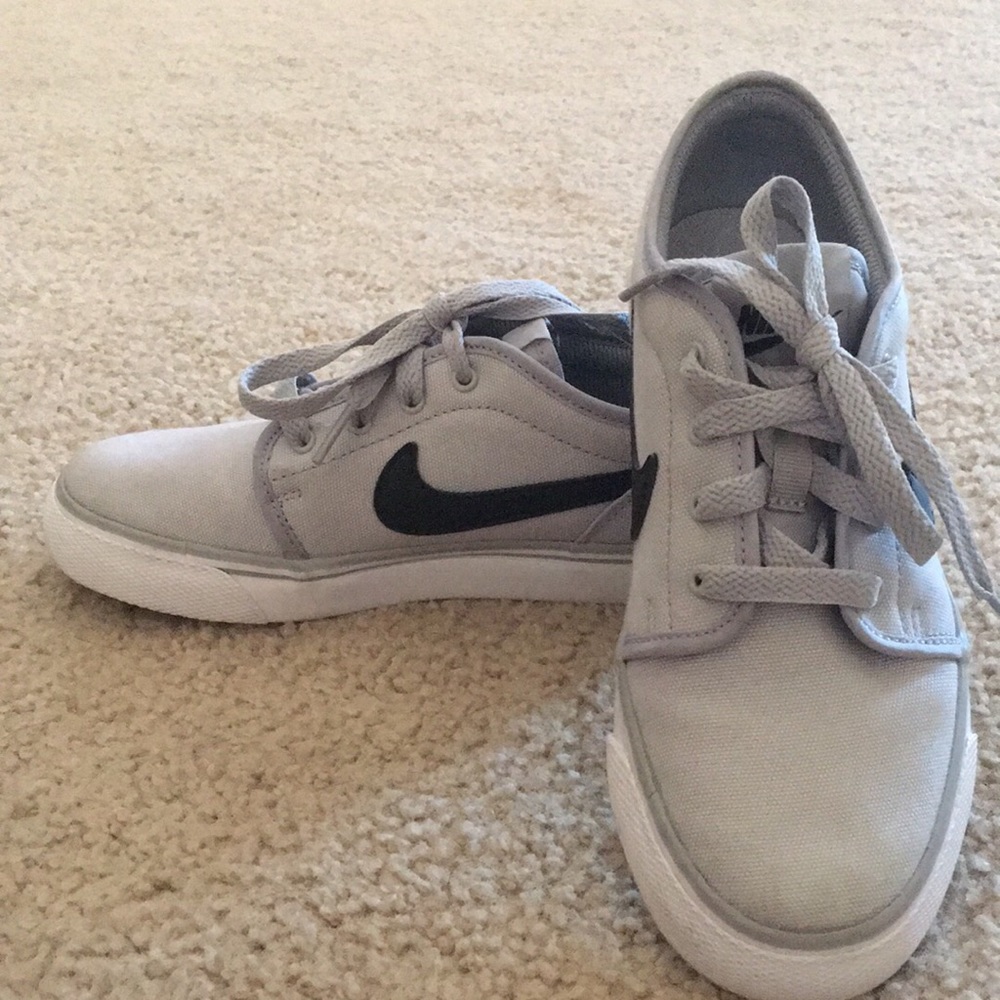 Nike shoes